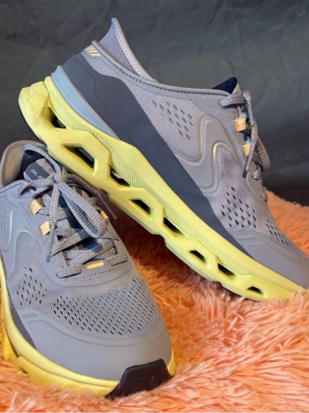 Sketchers slip ins size 7